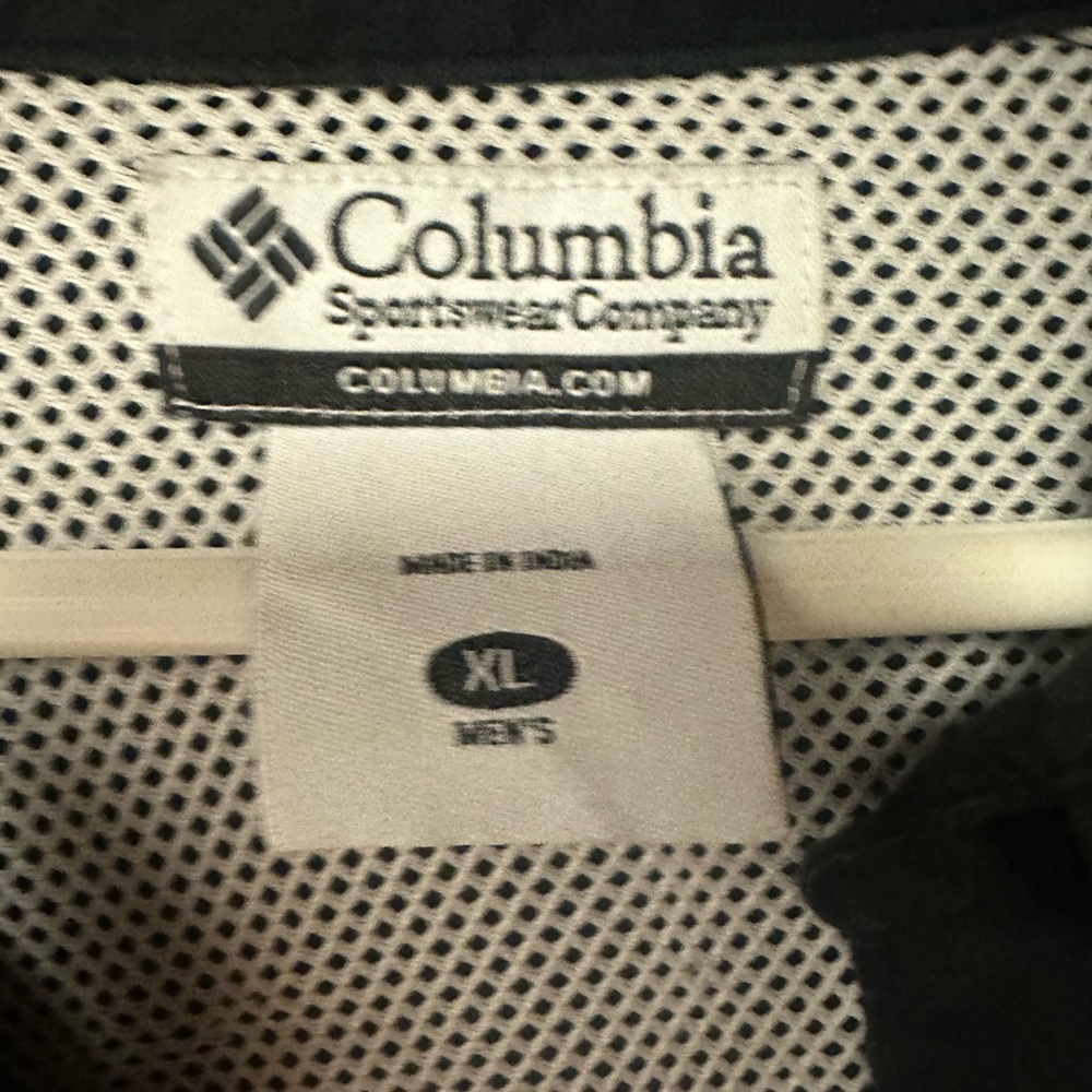 Columbia‎ Black PFG Shirt - Picture 3 of 5